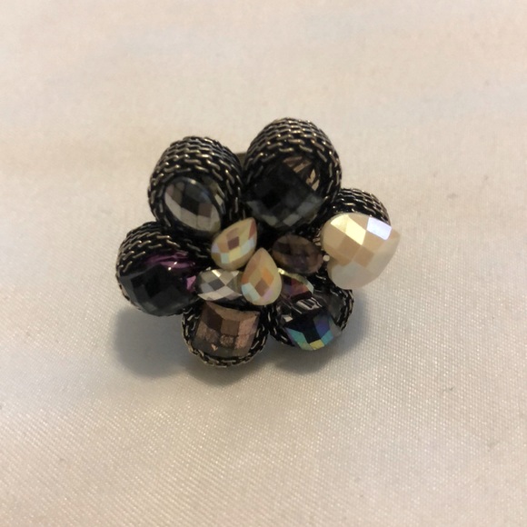 Ring - Picture 1 of 3